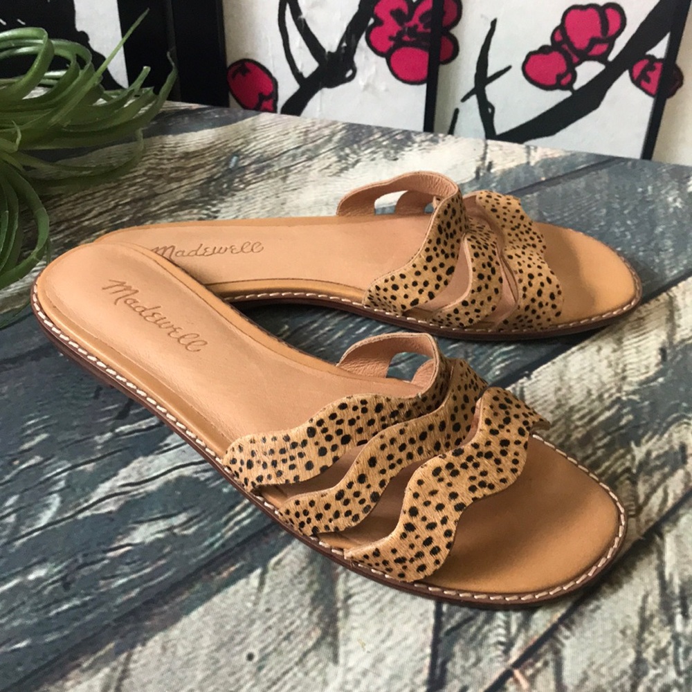 🏇Madewell Tan Leopard-Print Wavy Strap Slide Sandals - Picture 5 of 9